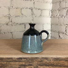 Load image into Gallery viewer, Oil Candle in Breakfast Blue and Black