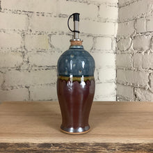 Load image into Gallery viewer, Oil Pourer in Breakfast Blue and Rust Red