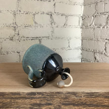 Load image into Gallery viewer, Oil Candle in Breakfast Blue and Black