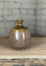 Load image into Gallery viewer, Soda-Fired Vase/Decanter