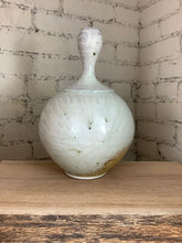 Load image into Gallery viewer, Porcelain Wood-Fired Vase