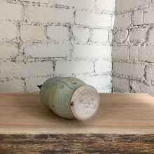 Load image into Gallery viewer, Oil Pourer