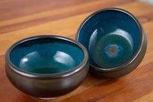 Load image into Gallery viewer, Black and Teal Cereal Bowls