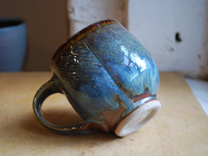 Gas-Fired Blue and Red Coffee Mug