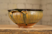 Load image into Gallery viewer, Medium Amber Serving Bowl with Handles