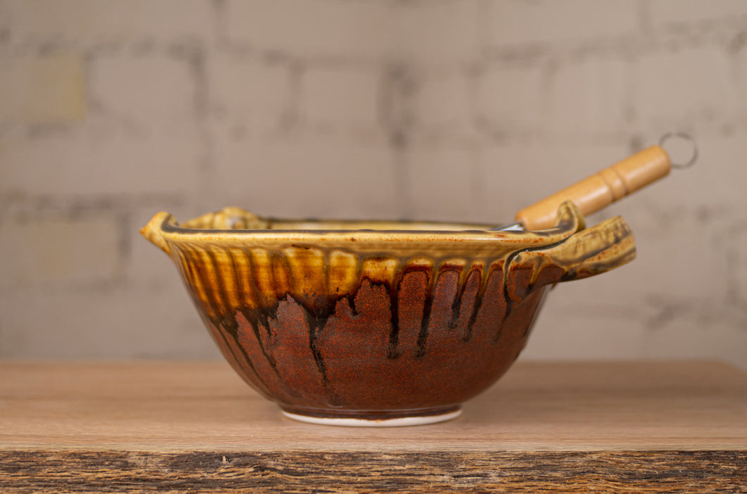 Medium Whisk Bowl in Rust Red and Honey Ash